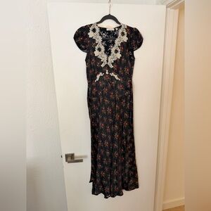 Doen Black Floral Dress with White Lace